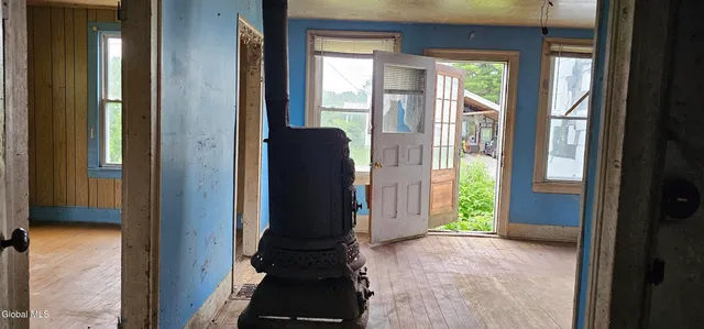 $125,000 | 150 County Road 112, Gloversville, NY 12078