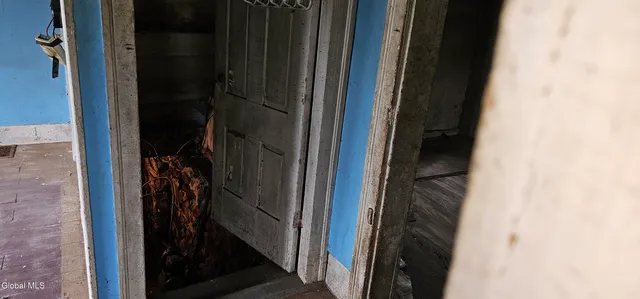 $125,000 | 150 County Road 112, Gloversville, NY 12078