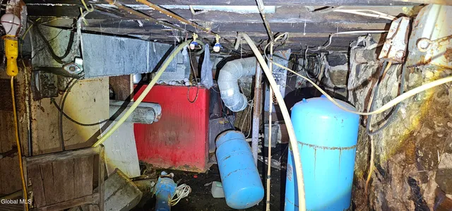 $125,000 | 150 County Road 112, Gloversville, NY 12078