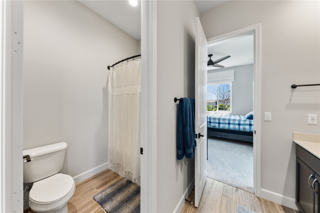 7631 Capstone Court Riverside, CA 92506 - Photo 21 of 39 Guest full bathroom 2