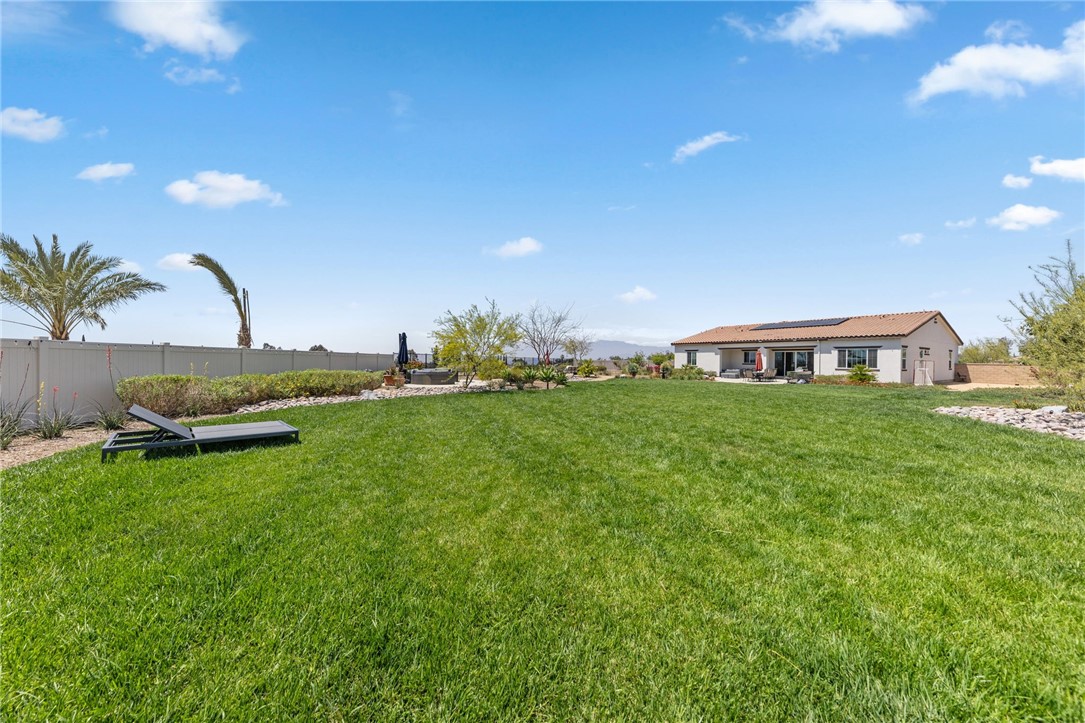 7631 Capstone Court Riverside, CA 92506 - Photo 35 of 39 Pool size lot