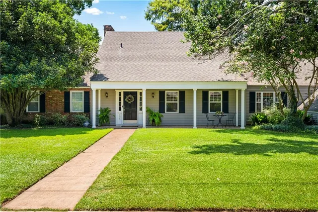 $350,000 | 906 Harling Lane, Natchitoches, LA 71457