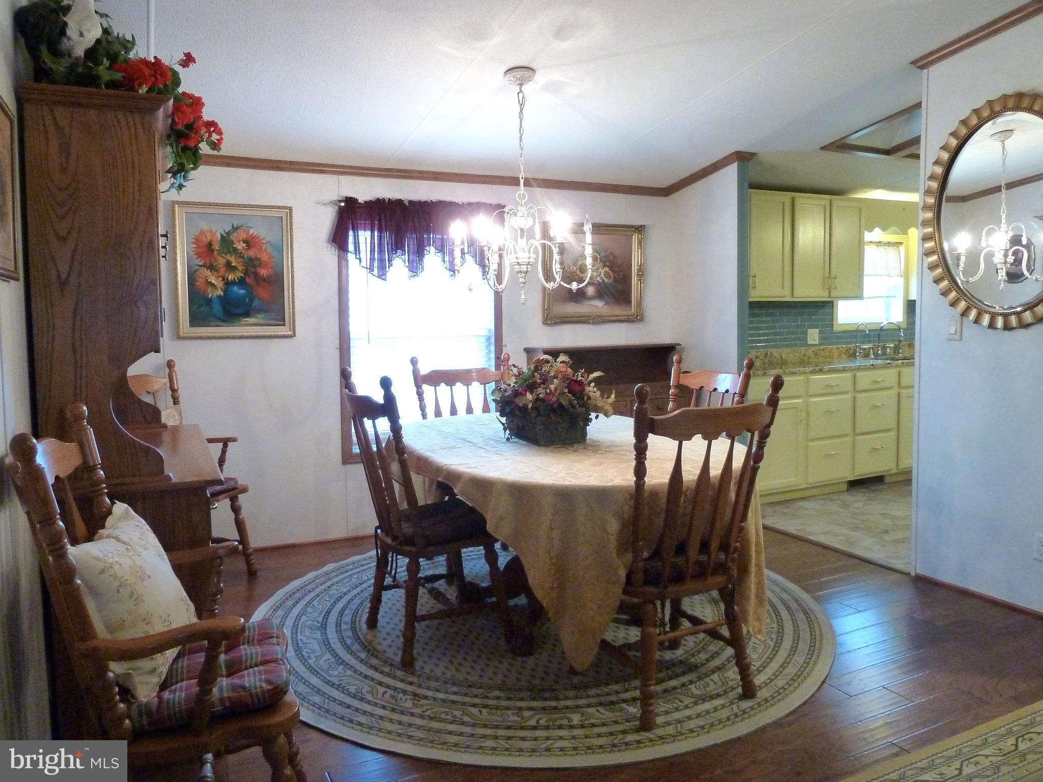 16902 Alcott Road Hagerstown, MD 21740 - Photo 12 of 43 Dining Area
