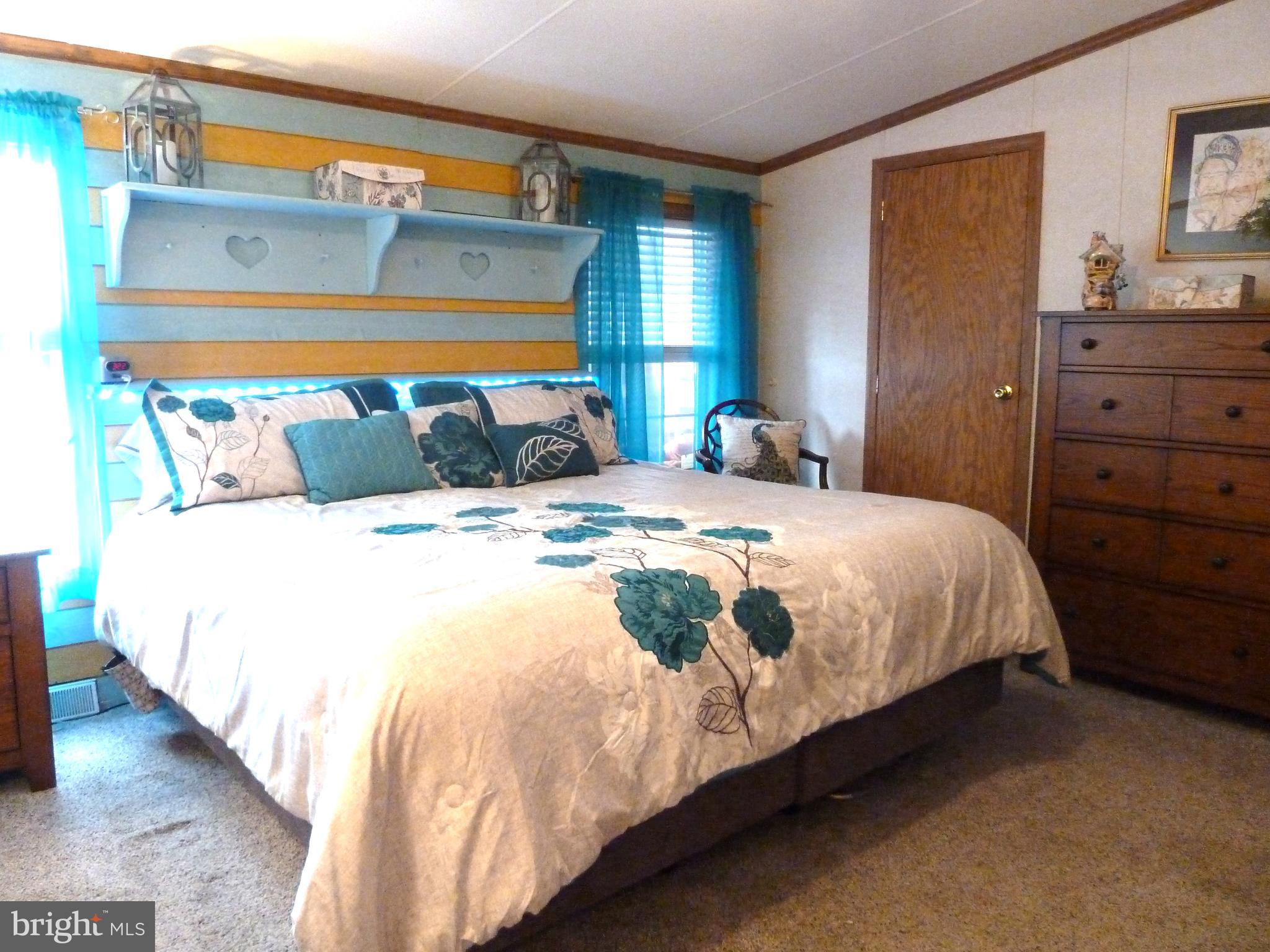16902 Alcott Road Hagerstown, MD 21740 - Photo 27 of 43 Primary Bedroom