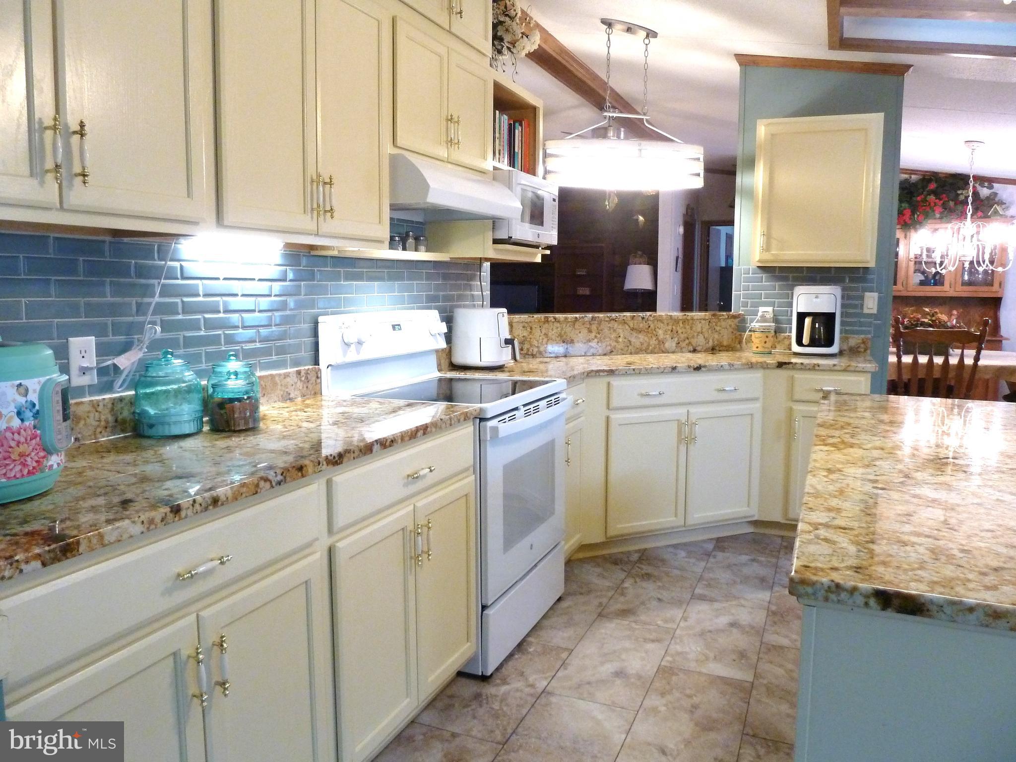 16902 Alcott Road Hagerstown, MD 21740 - Photo 3 of 43 Kitchen