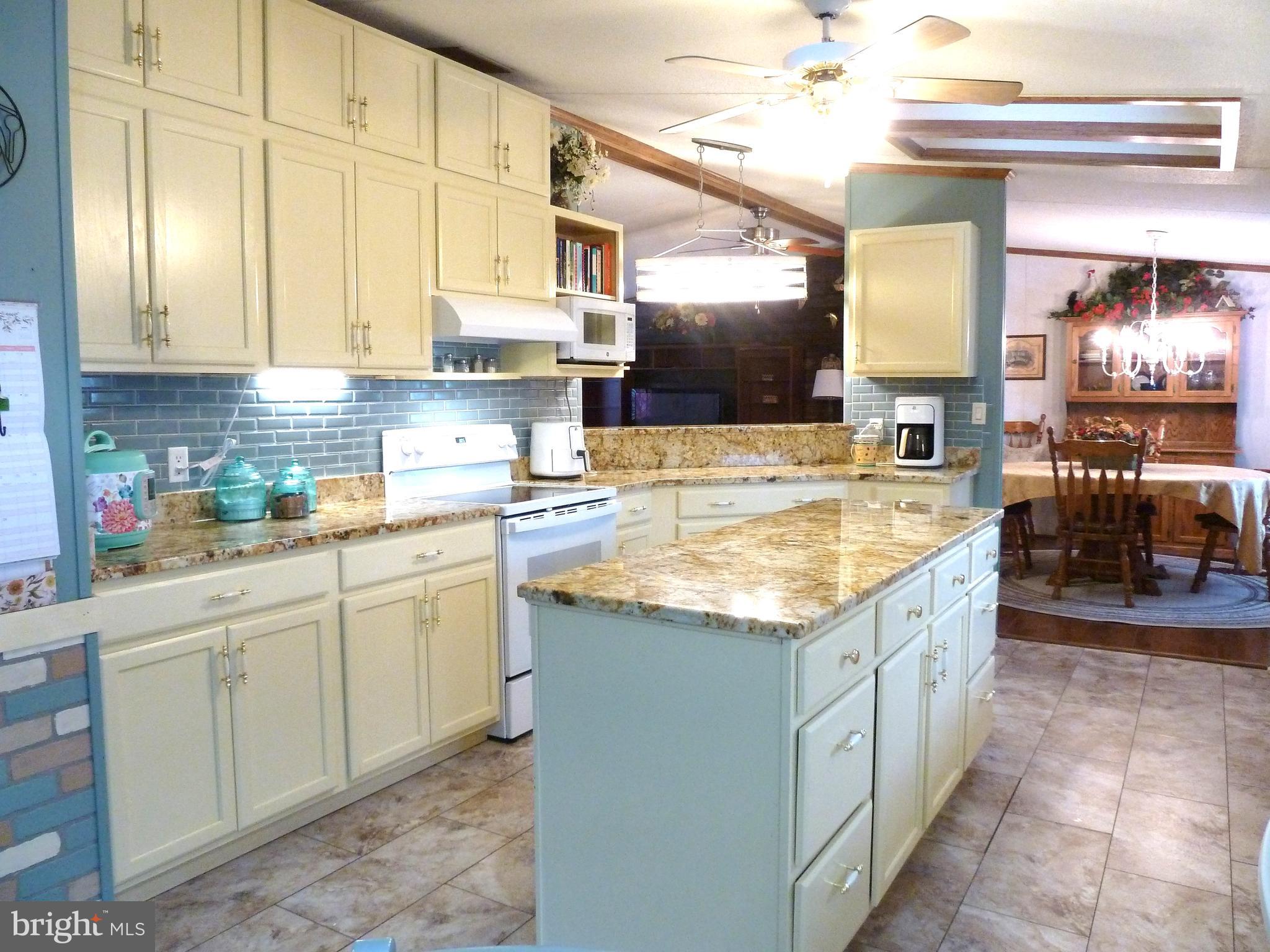 16902 Alcott Road Hagerstown, MD 21740 - Photo 8 of 43 Kitchen