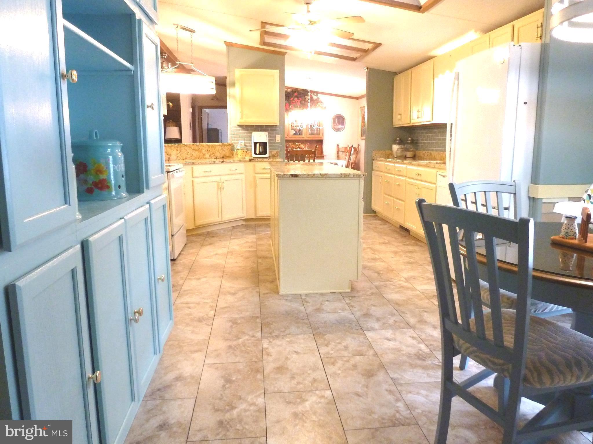 16902 Alcott Road Hagerstown, MD 21740 - Photo 10 of 43 Kitchen