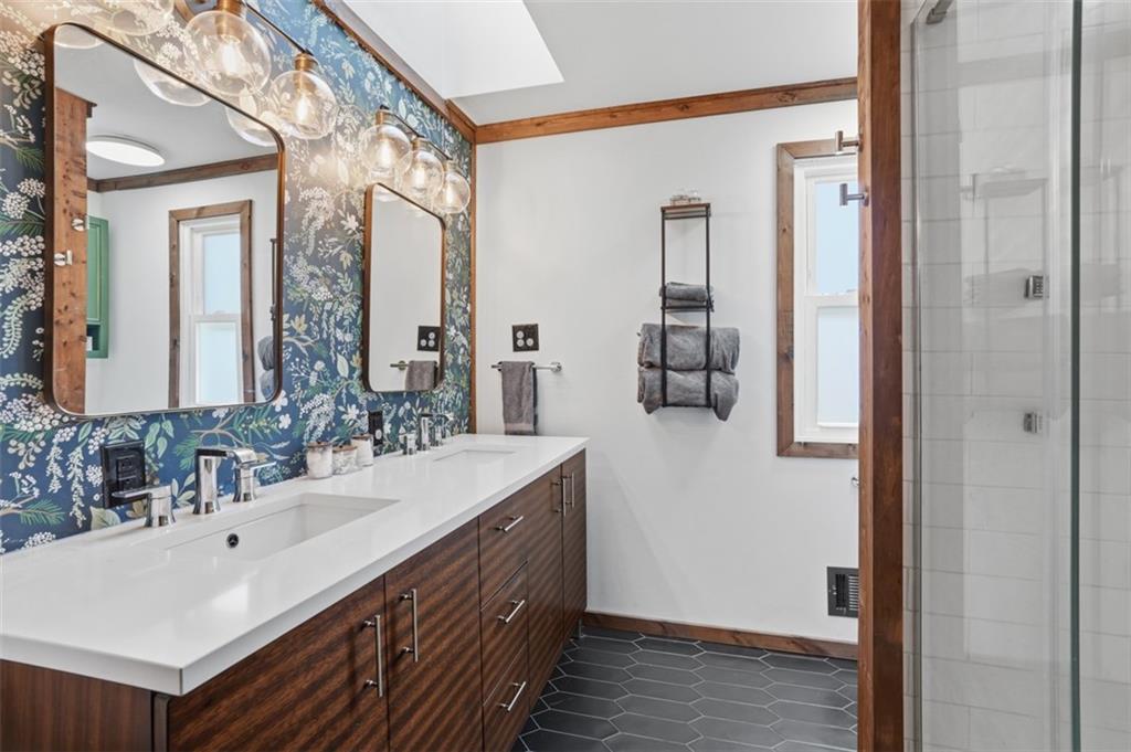 805 Timber Trail Oakdale, PA 15071 - Photo 23 of 44