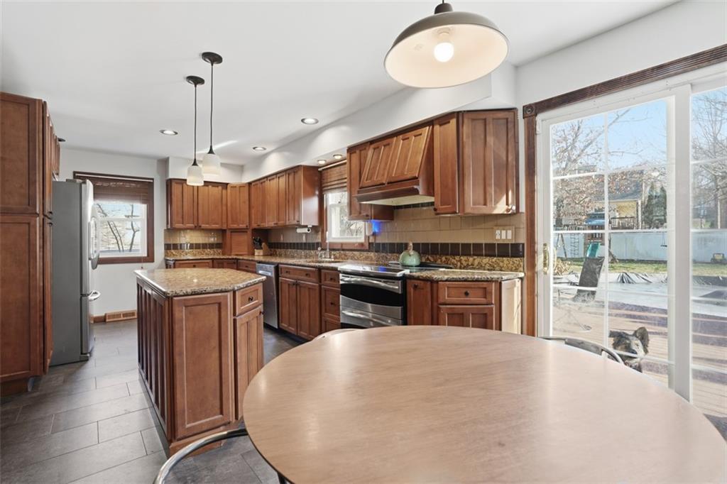 805 Timber Trail Oakdale, PA 15071 - Photo 10 of 44