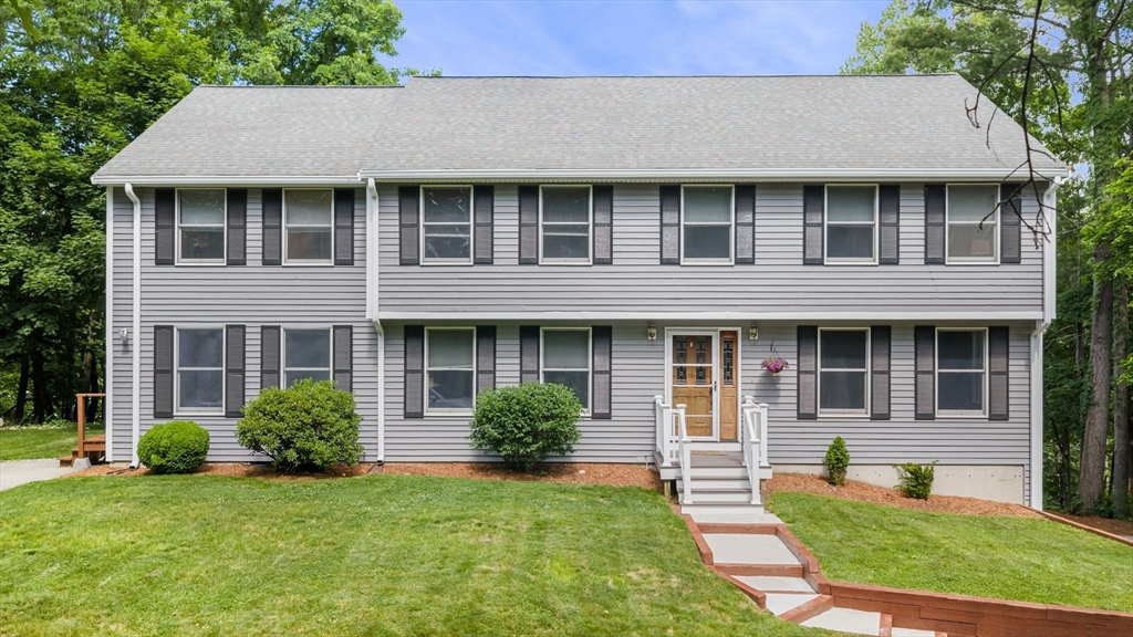 10 Grandview Road Reading, MA 01867 - Photo 2 of 42