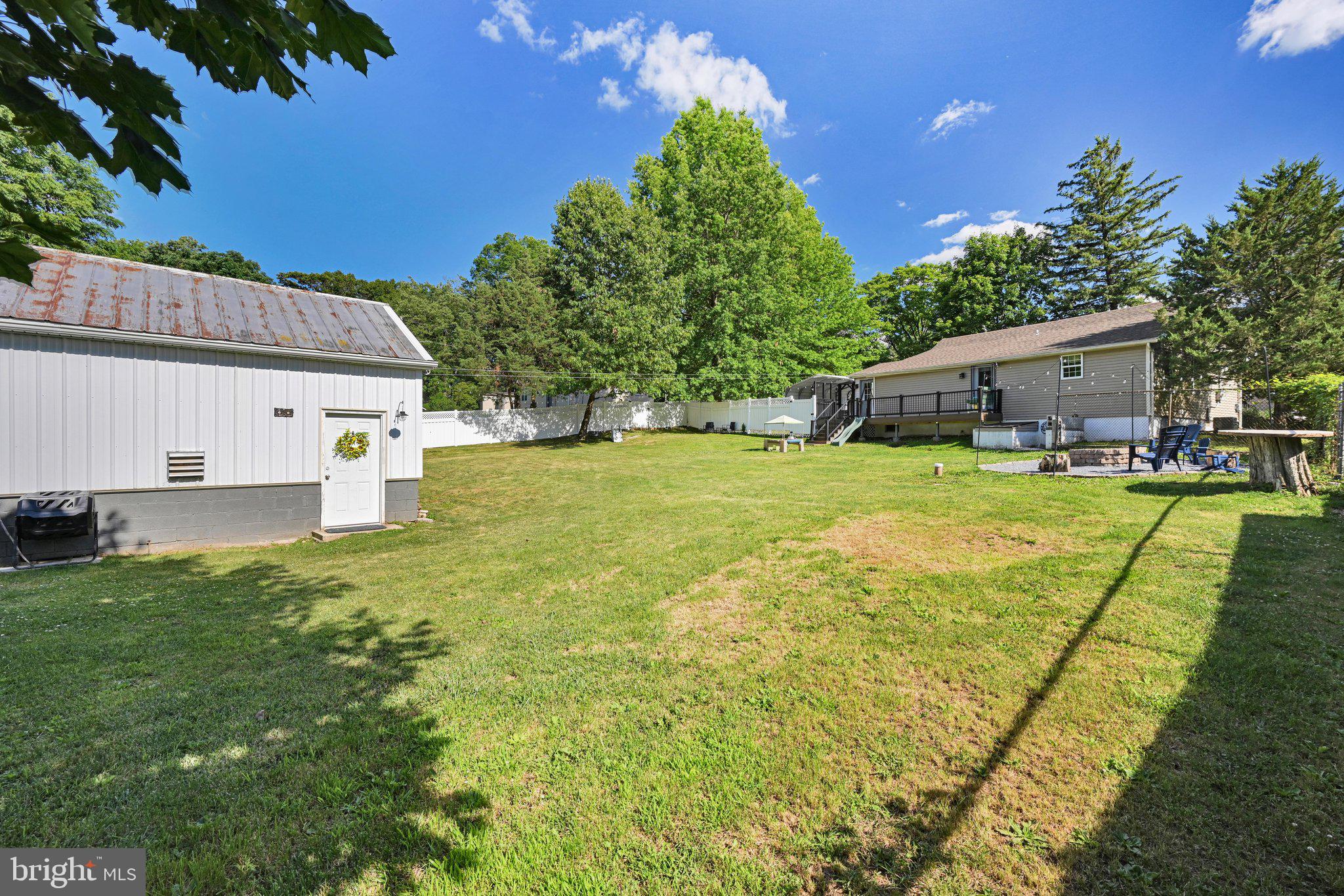 403 West 28th Division Highway Lititz, PA 17543 - Photo 29 of 36 Exterior Back