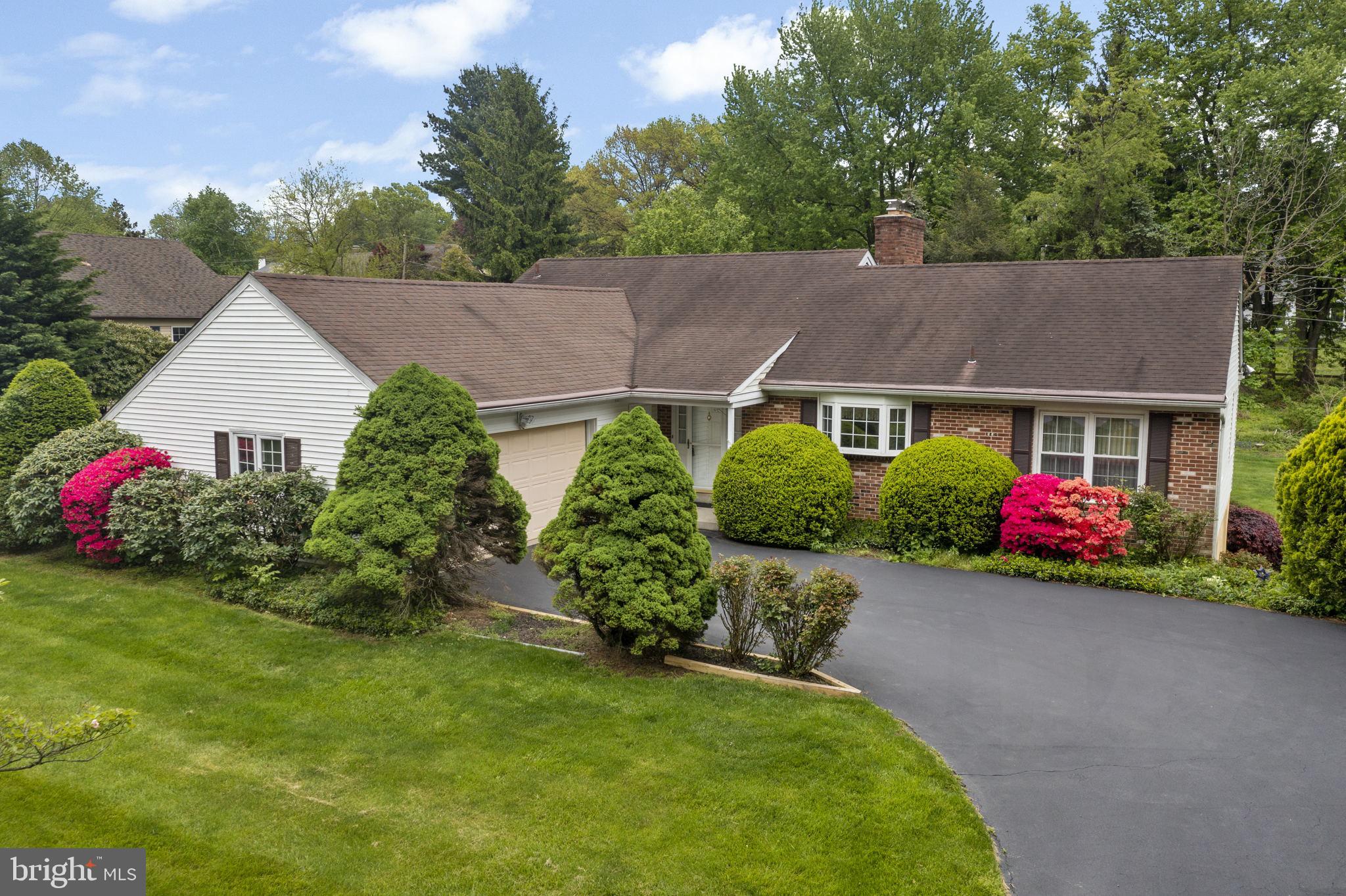 13 Applewood Road Malvern, PA 19355 - Photo 1 of 40 Gallery Image 1