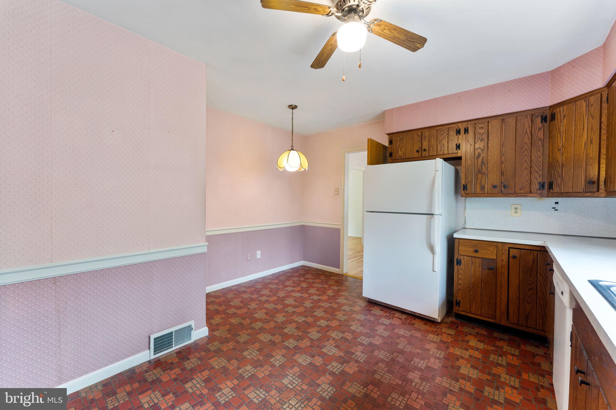 13 Applewood Road Malvern, PA 19355 - Photo 13 of 40 Gallery Image 13