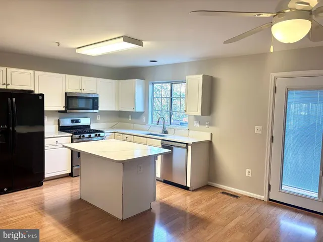 $2,850 | 12411 Carters Grove Place, Silver Spring, MD 20904