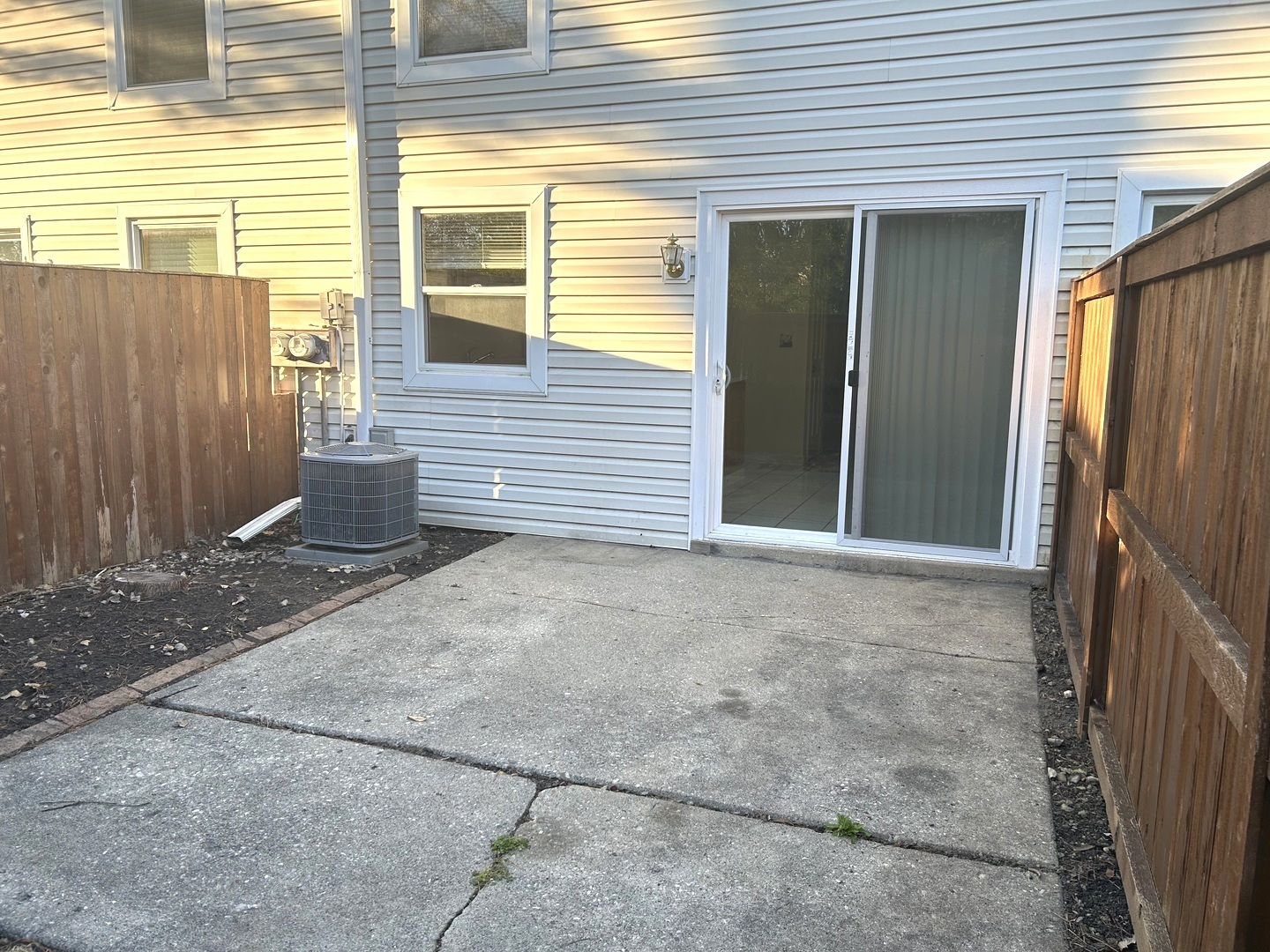 1776 Hassell Road Hoffman Estates, IL 60169 - Photo 21 of 23