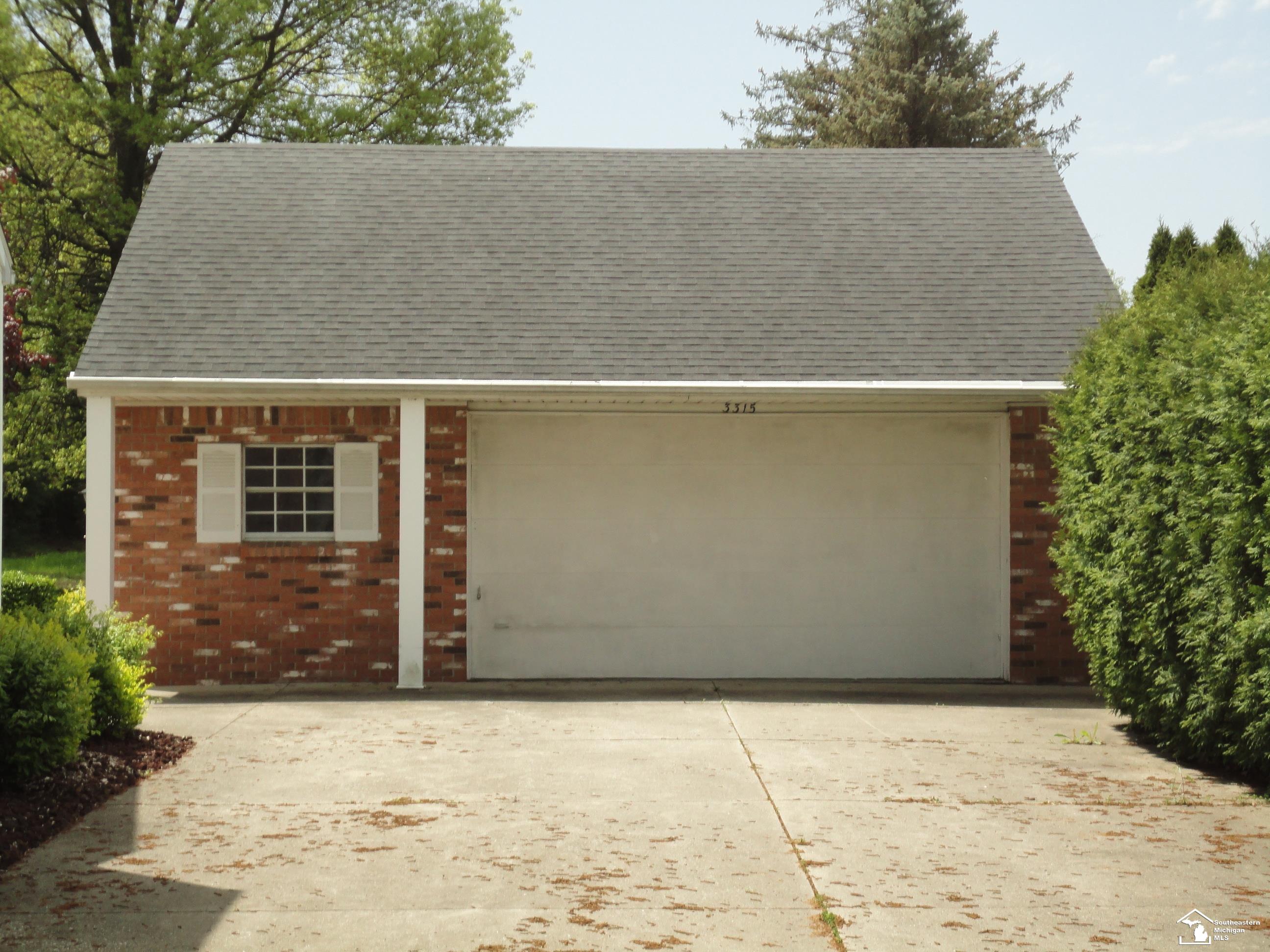 3315 West Albain Road Monroe, MI 48161 - Photo 35 of 39 Gallery Image 35