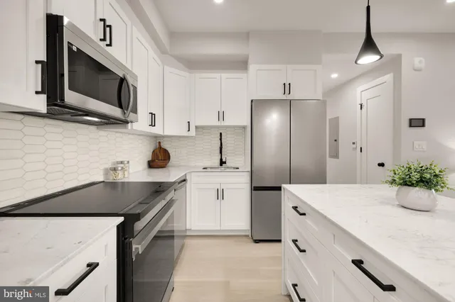 $539,999 | 2606 41st Street Northwest, Unit 1, Washington, DC 20007