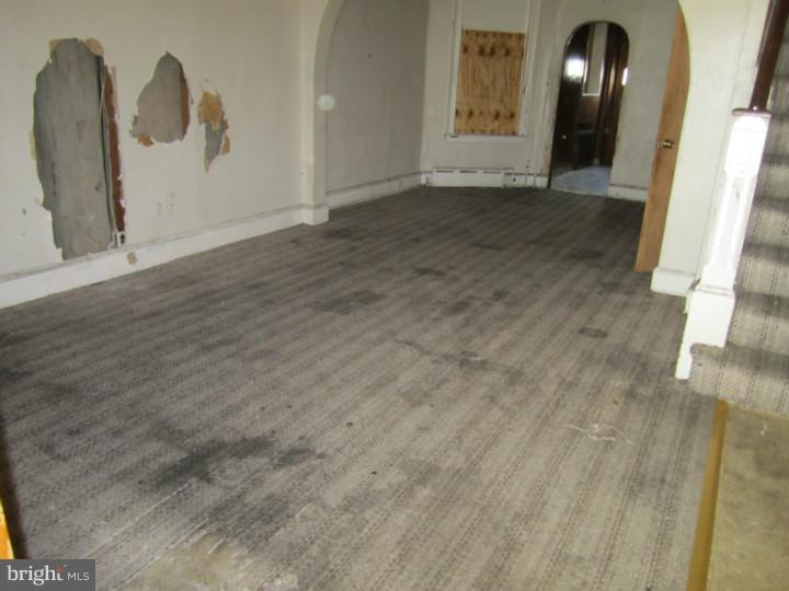 6311 Reedland Street Philadelphia, PA 19142 - Photo 2 of 8 Gallery Image 2