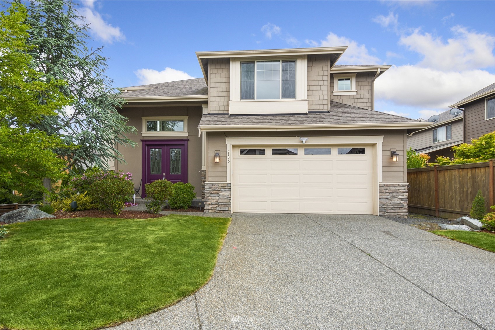 5120 Northeast 11th Court Renton, WA 98059 - Photo 1 of 31 Gallery Image 1