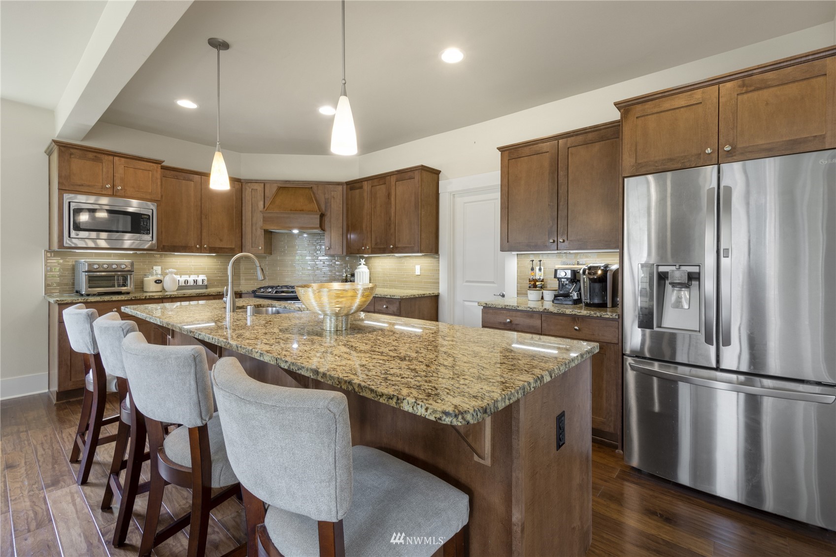 5120 Northeast 11th Court Renton, WA 98059 - Photo 13 of 31 Gallery Image 13