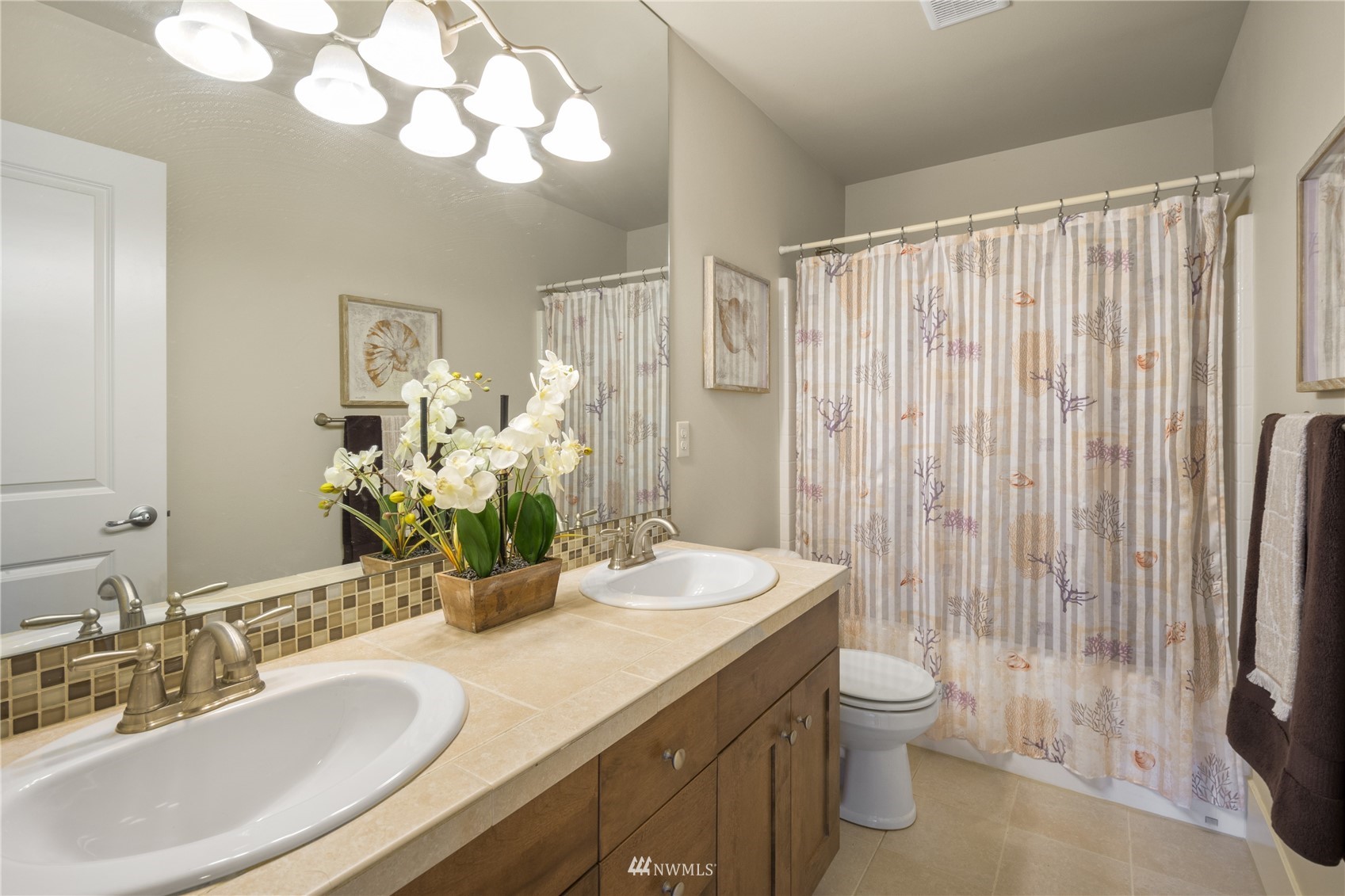 5120 Northeast 11th Court Renton, WA 98059 - Photo 21 of 31 Gallery Image 21