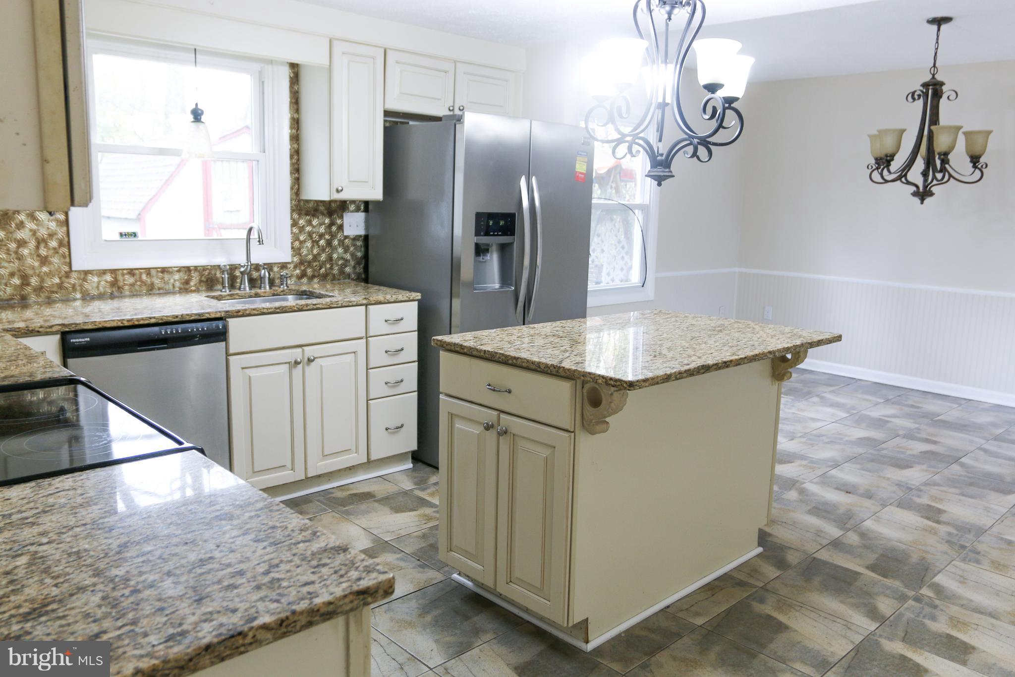 912 Fall Ridge Way Gambrills, MD 21054 - Photo 12 of 31 Kitchen