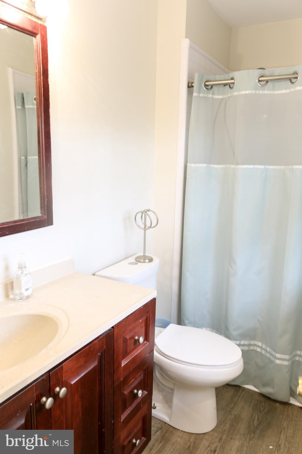912 Fall Ridge Way Gambrills, MD 21054 - Photo 24 of 31 Master Bathroom