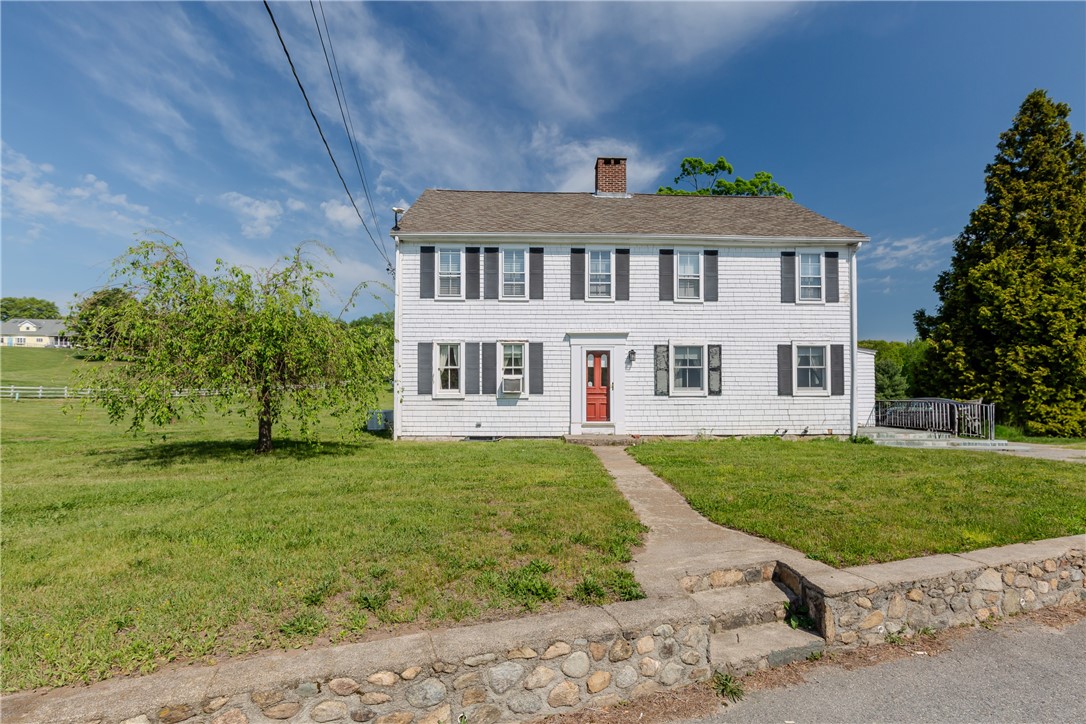 60 Colwell Road Smithfield, RI 02828 - Photo 2 of 40