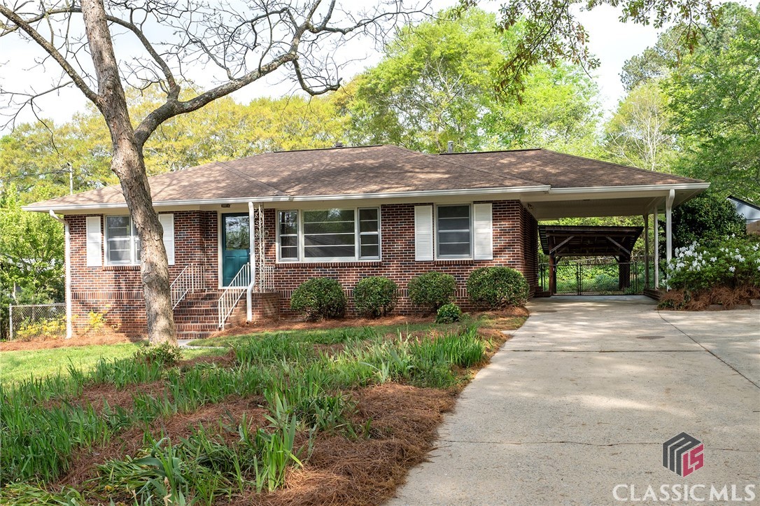 470 Pineneedle Road Athens, GA 30606 - Photo 3 of 40