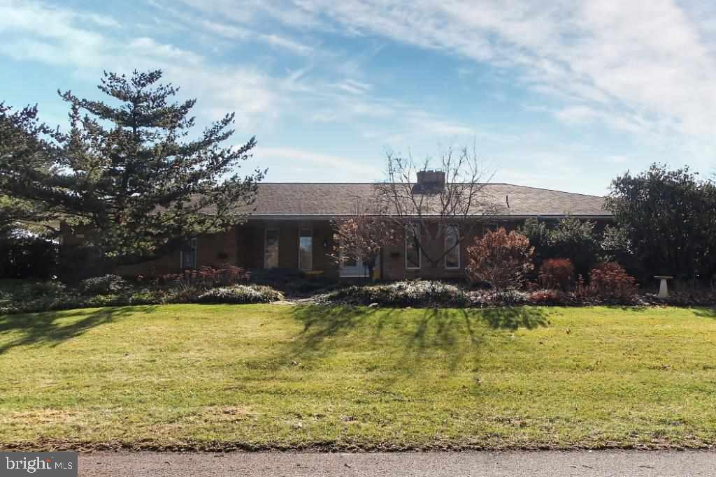 519 N Road York, PA 17403 - Photo 1 of 24