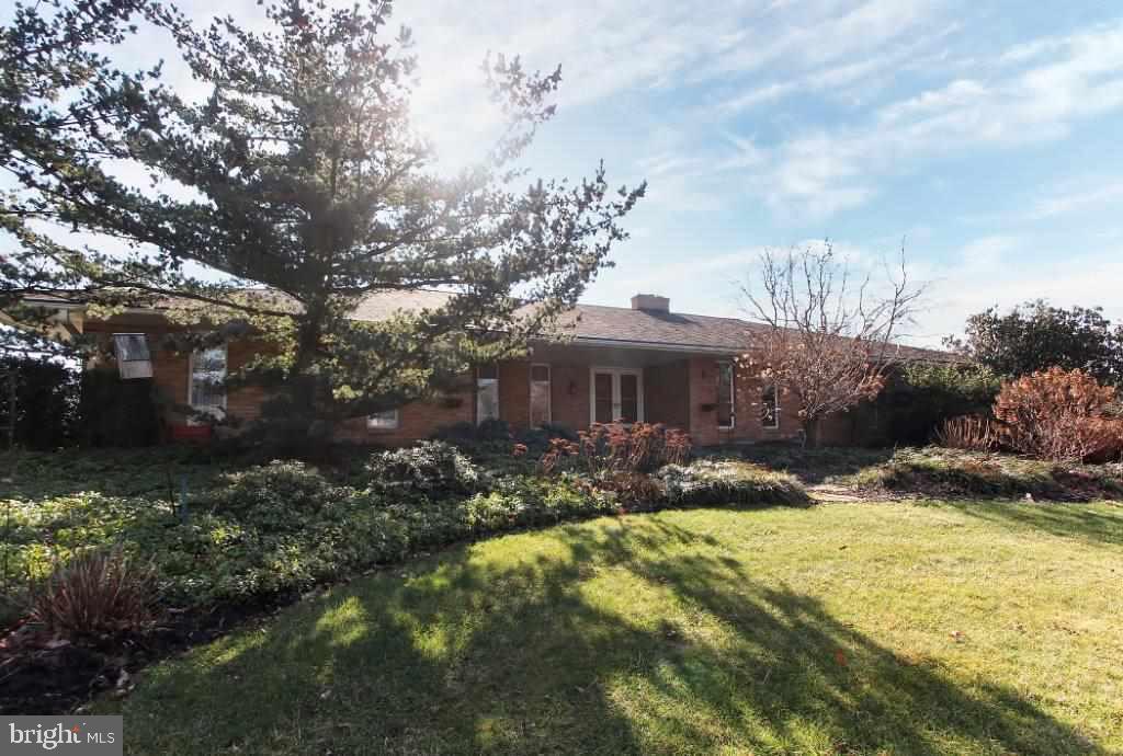 519 N Road York, PA 17403 - Photo 2 of 24
