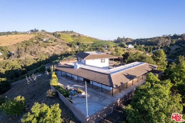 $3,995 | 44310 VÃa Barranca, Unit 4, Temecula, CA 92590