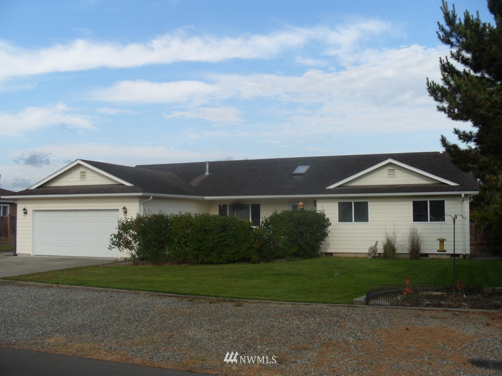 8256 Snohomish Road Birch Bay, WA 98230 - Photo 1 of 17 Gallery Image 1