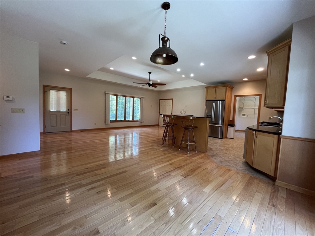 20 Gaspee Street Chicopee, MA 01013 - Photo 10 of 30