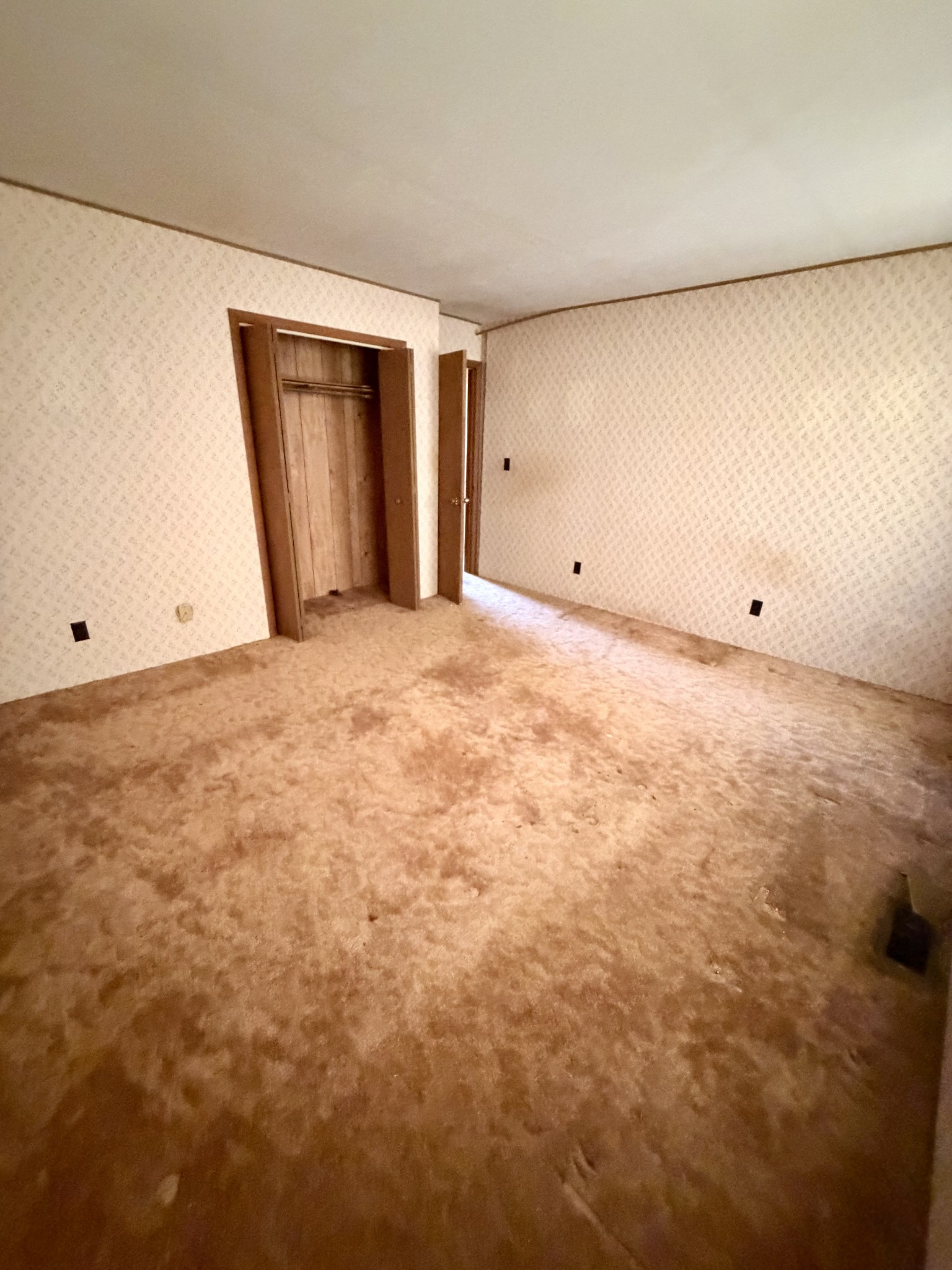 3152 Tanyard Hill Road Lynchburg, TN 37352 - Photo 11 of 14 a view of an empty room and window