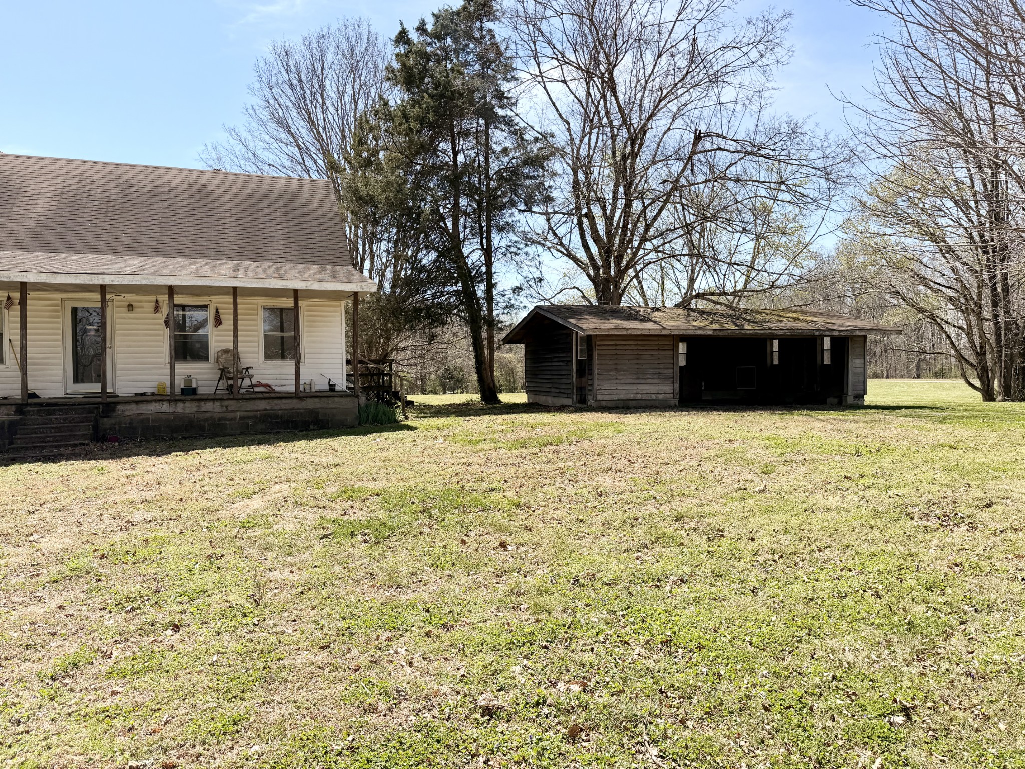 3152 Tanyard Hill Road Lynchburg, TN 37352 - Photo 3 of 14 a front view of a house with a yard