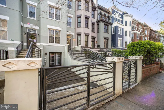 $3,500 | 1126 Columbia Road Northwest, Unit 3, Washington, DC 20009