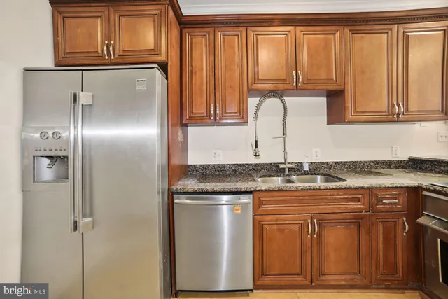 $3,500 | 1126 Columbia Road Northwest, Unit 3, Washington, DC 20009