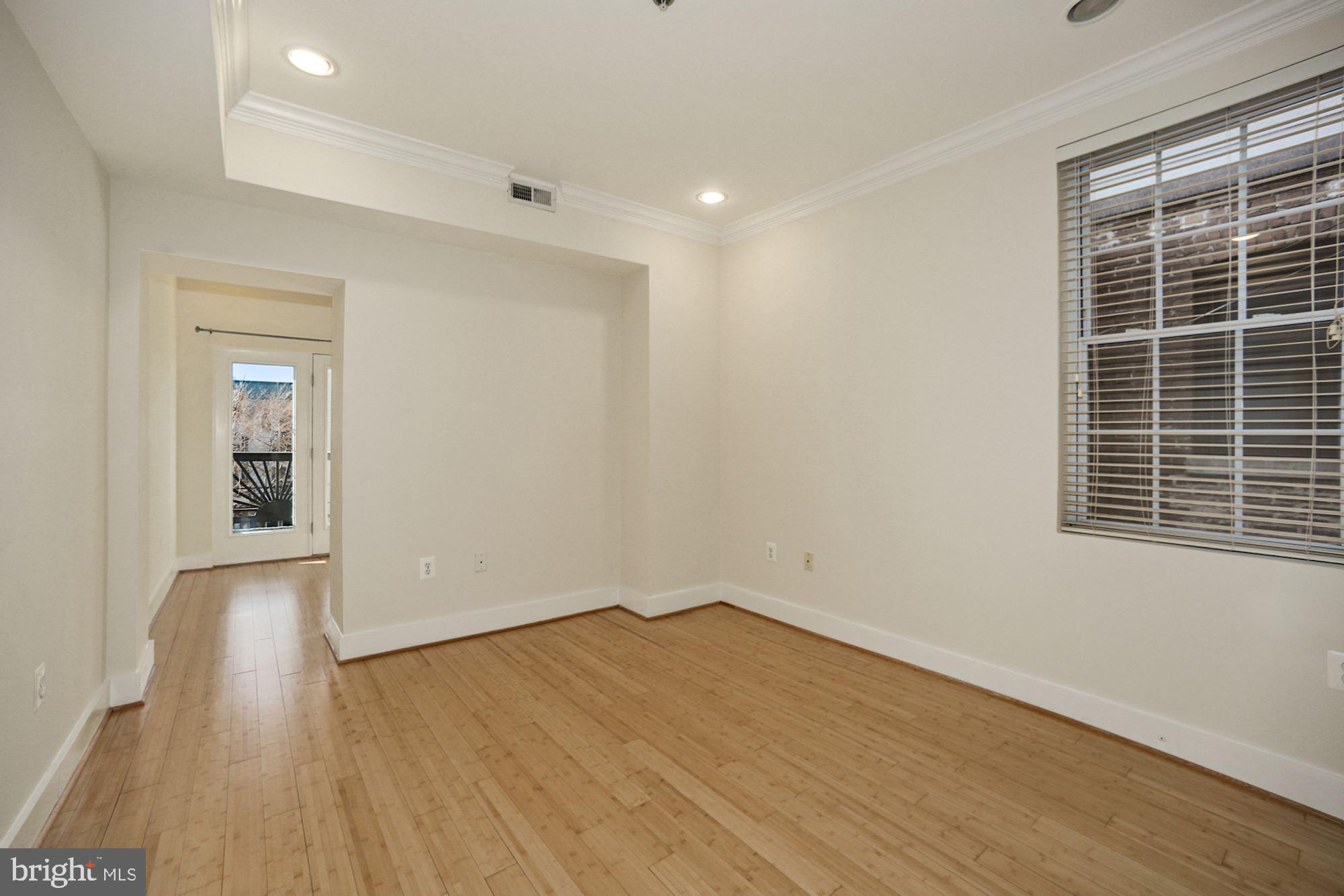 1126 Columbia Road Northwest, Unit 3 Washington, DC 20009 - Photo 16 of 21 reverse view, looking to alcove before the balcony