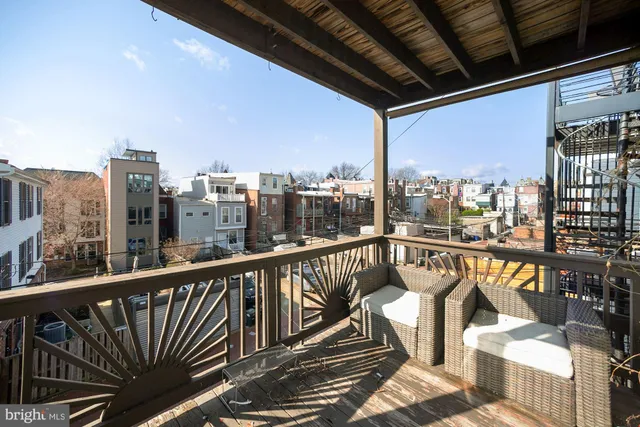 $3,500 | 1126 Columbia Road Northwest, Unit 3, Washington, DC 20009