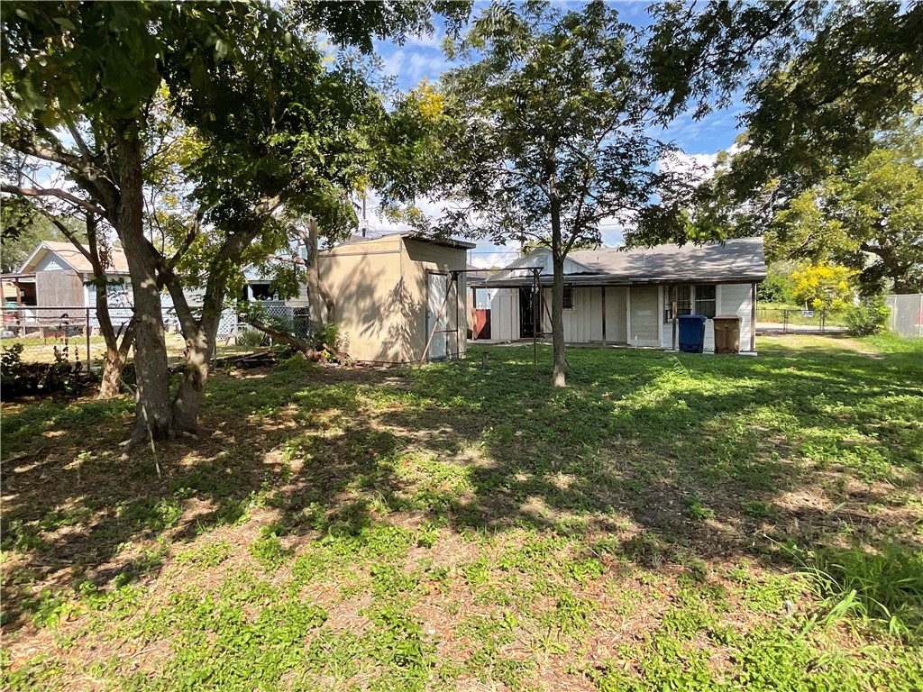 2507 Morris Street Corpus Christi, TX 78405 - Photo 12 of 16 a house view with a garden space