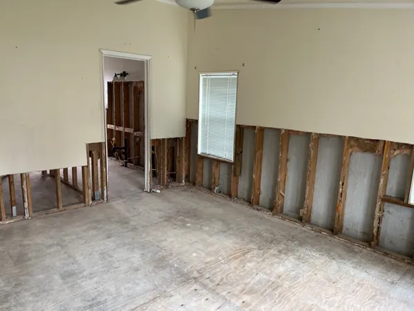 $165,000 | 12 Walnut Bend, Huntsville, TX 77320