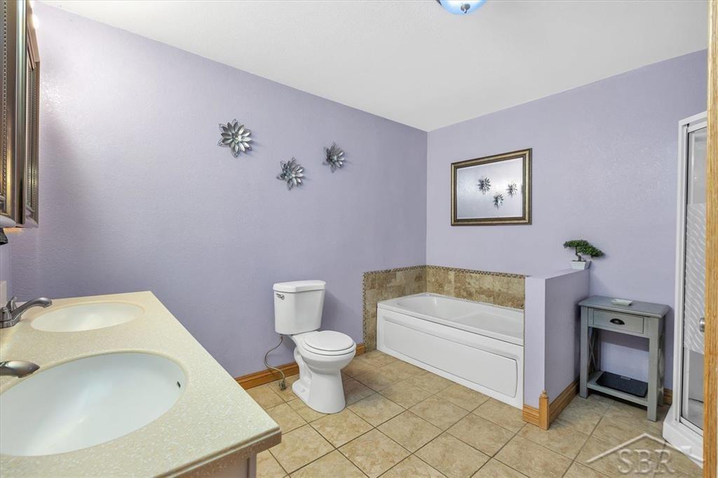 10532 North Wheeler Road Wheeler, MI 48662 - Photo 22 of 56 50063317-21.JPG