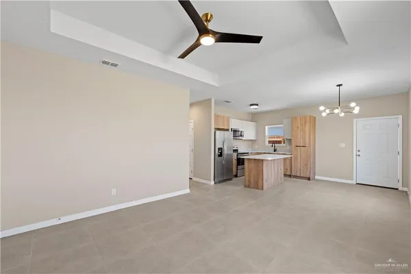 $1,300 | 307 West Campeche Avenue, Unit 4, Alton, TX 78573