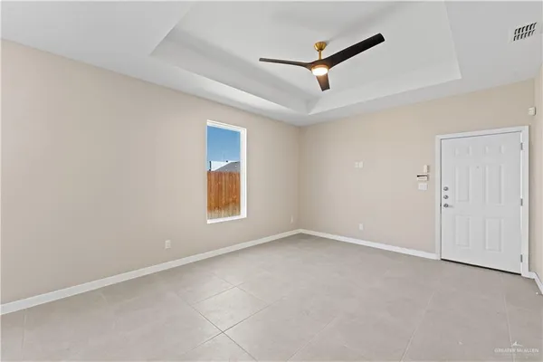 $1,300 | 307 West Campeche Avenue, Unit 4, Alton, TX 78573