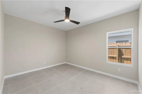 $1,300 | 307 West Campeche Avenue, Unit 4, Alton, TX 78573