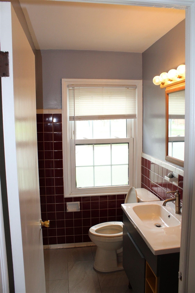 8045 Appoline Street Detroit, MI 48228 - Photo 17 of 39