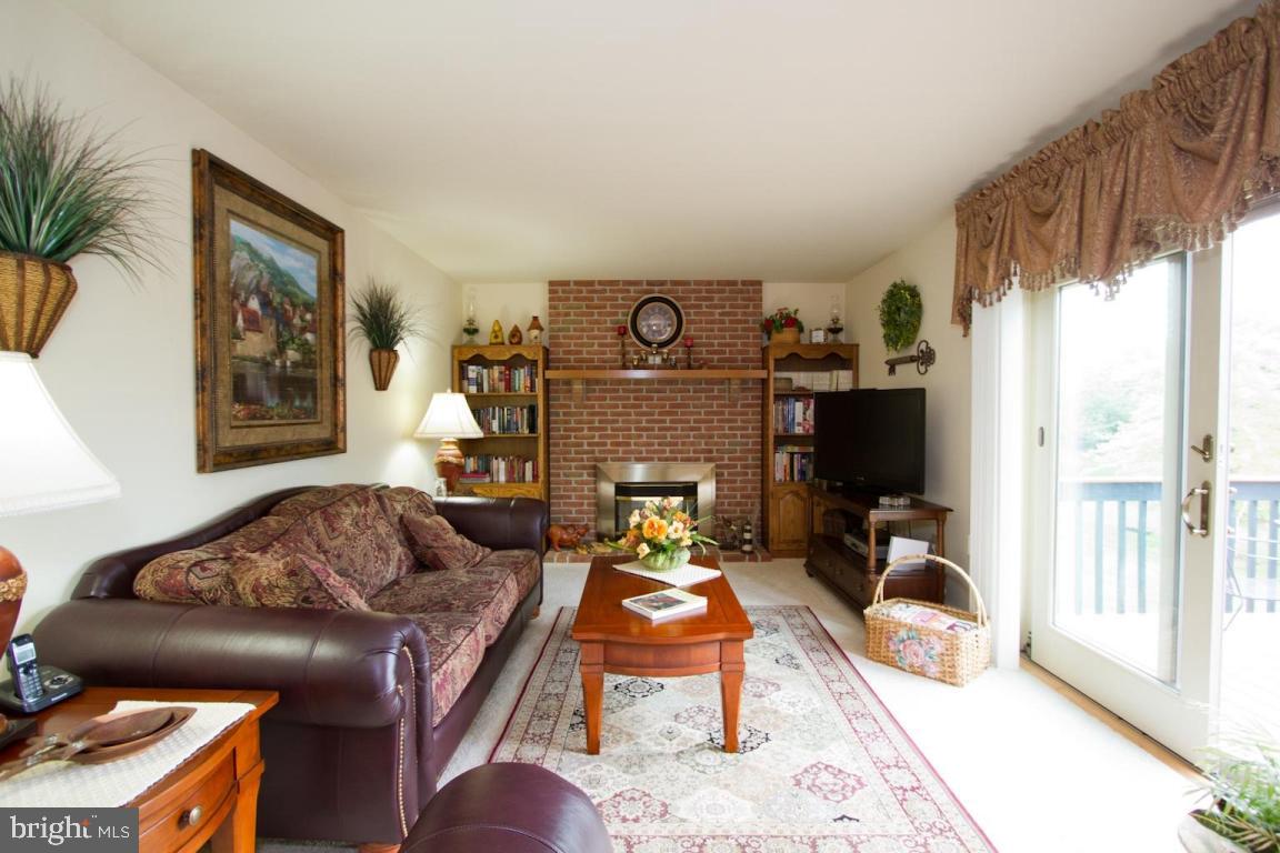 9 Edgewood Drive Lititz, PA 17543 - Photo 12 of 32 Gallery Image 12