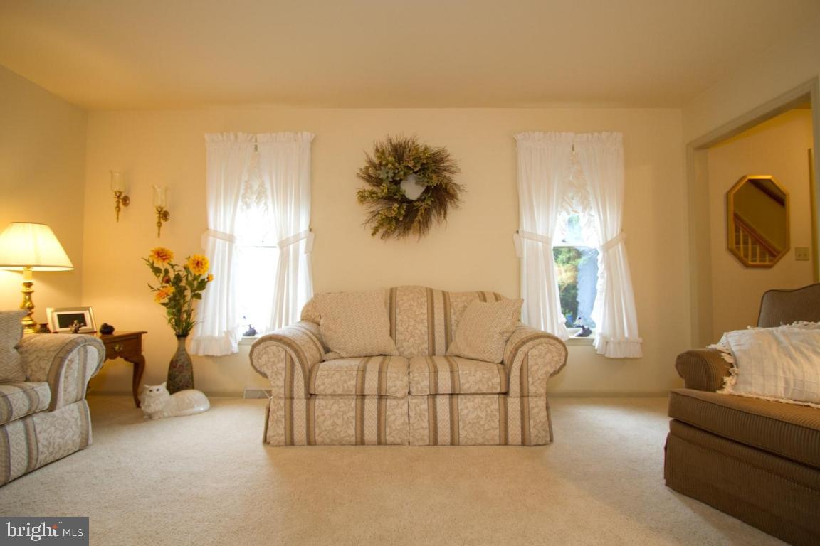 9 Edgewood Drive Lititz, PA 17543 - Photo 18 of 32 Gallery Image 18