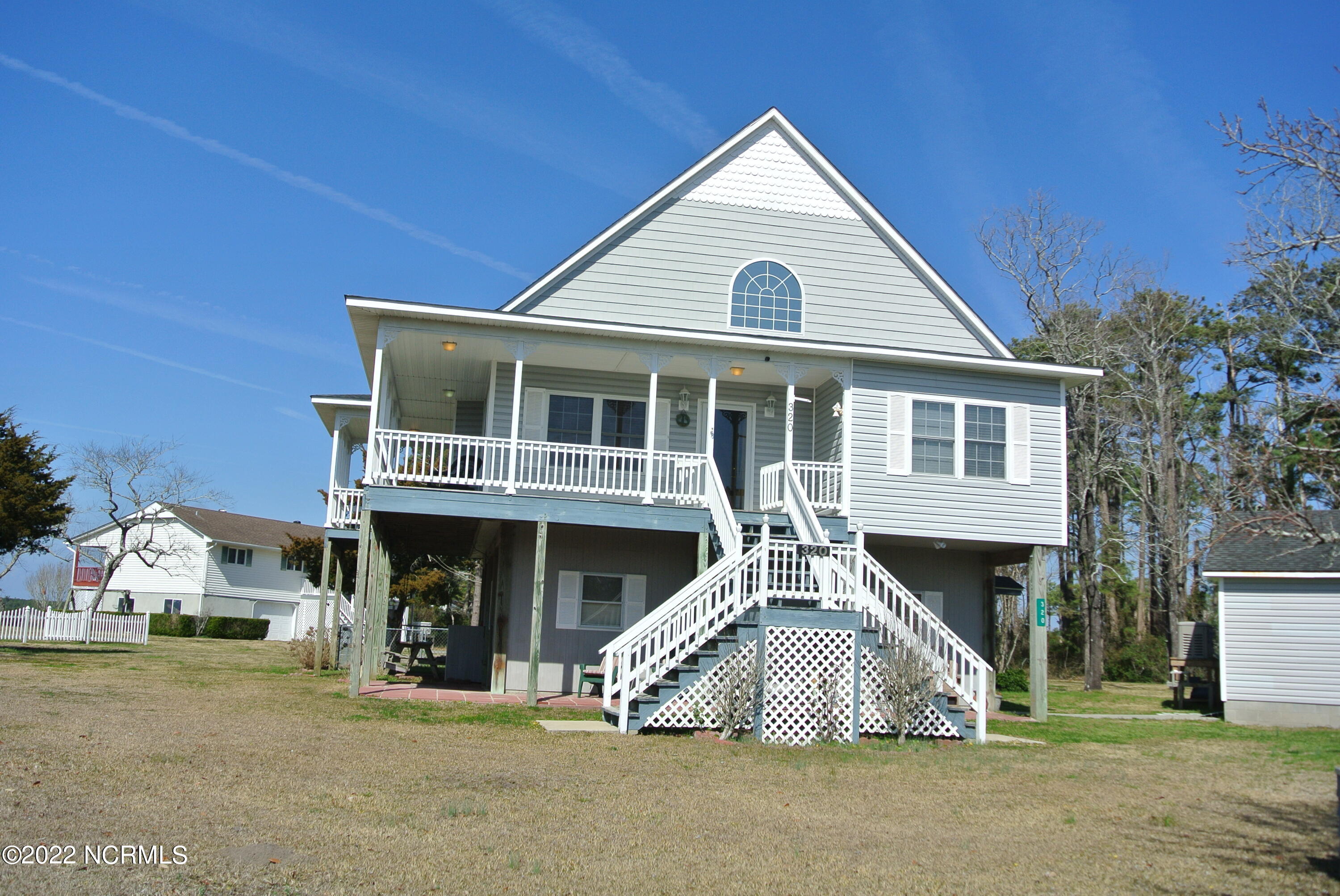 320 Channel Rock Road Beaufort, NC 28516 - Photo 4 of 102 DSC_5498
